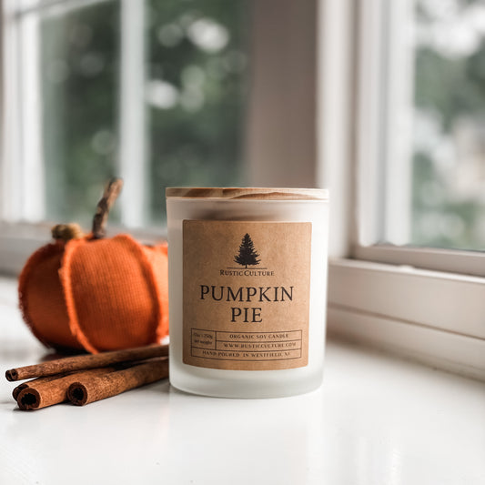 Pumpkin Pie candle. A natural soy fall scent candle.