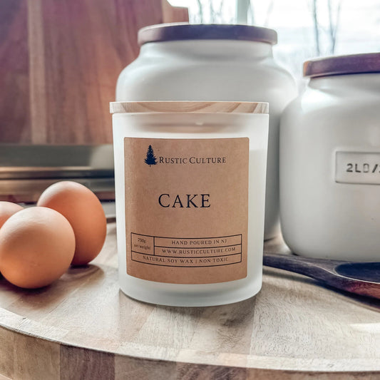 Cake candle. A natural soy candle made with non-toxic materials.