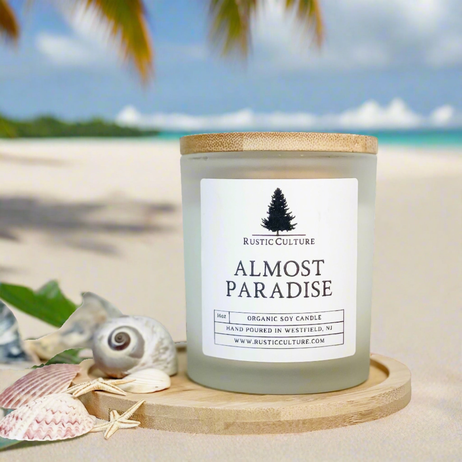 Almost Paradise candle. Light tropical scented candle, perfect summer scent.