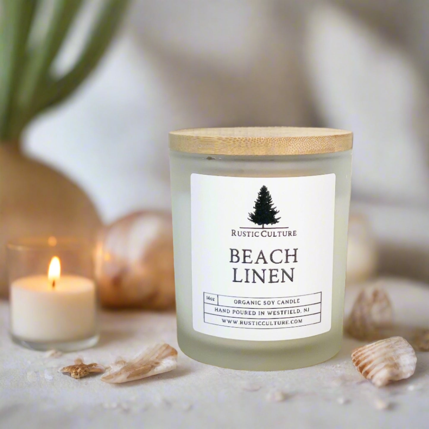 Beach Linen candle. Clean beachy linen scent.