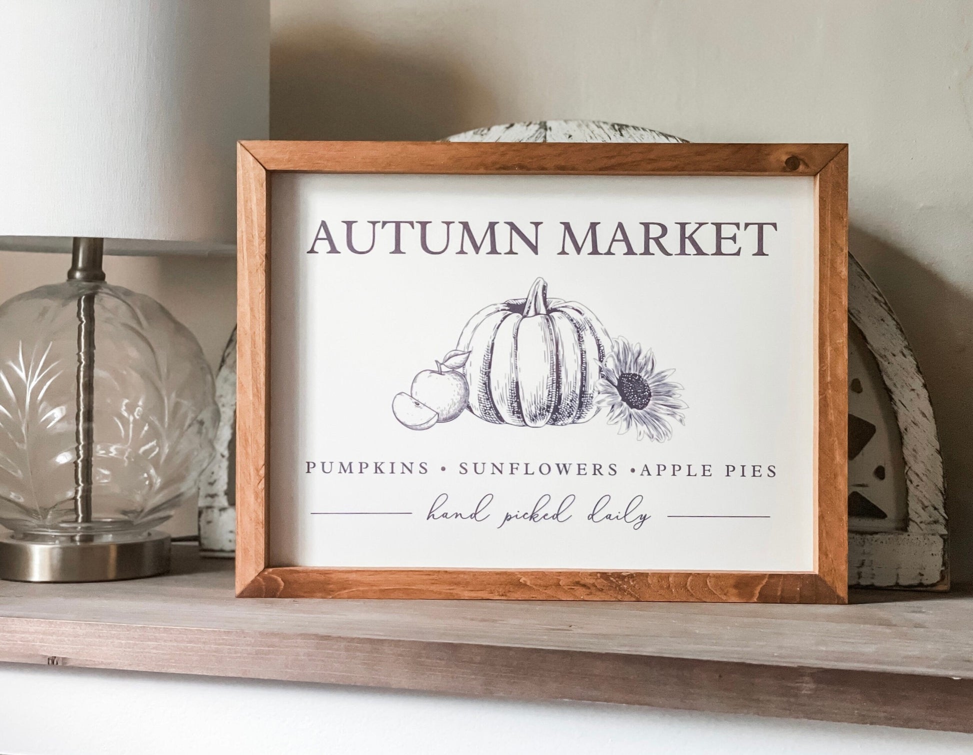 Autumn Market sign. Fall wall decor.